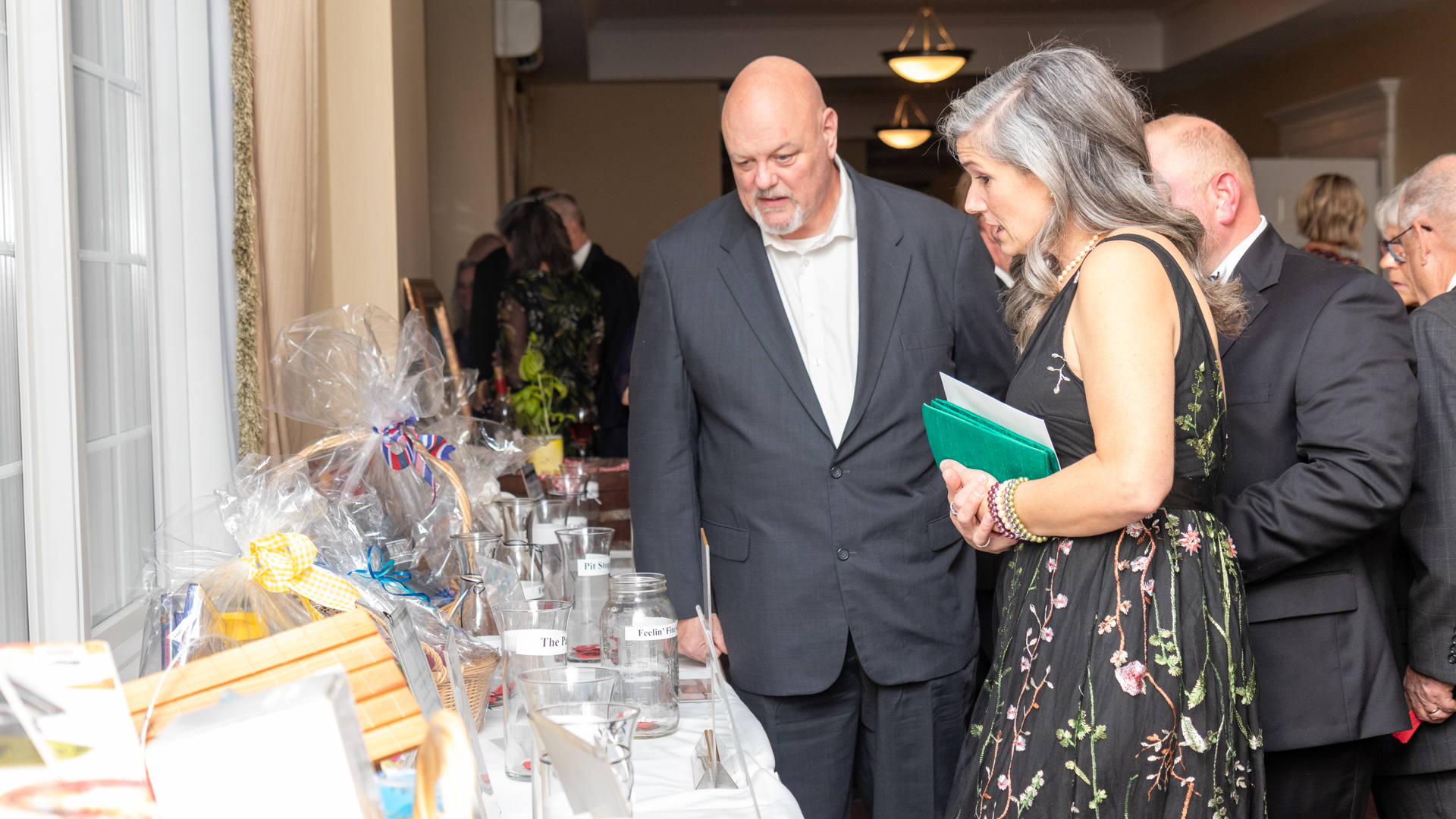 November Splendor 2025-2